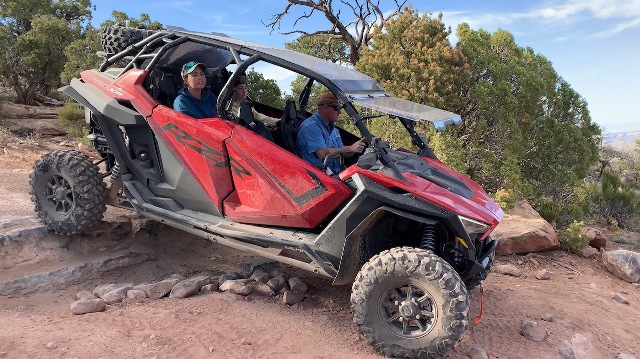 UTV Parking area at Dewey Bridge